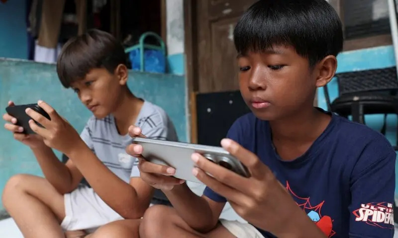 Indonesia restricts social media for under-16s
