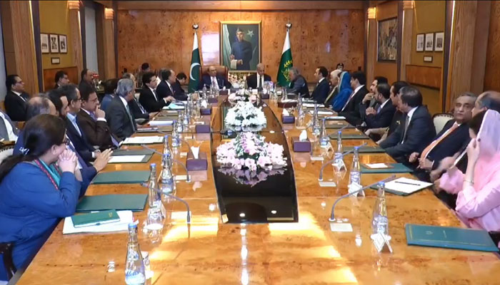 پاکستان نے اسمارٹ لاک ڈاؤن نہ لگانے کا فیصلہ کیا