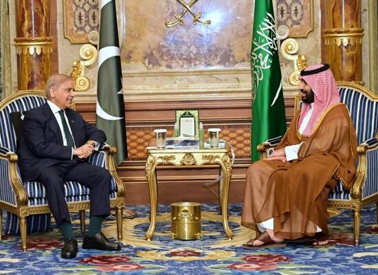 PM Shehbaz Meets Saudi Crown