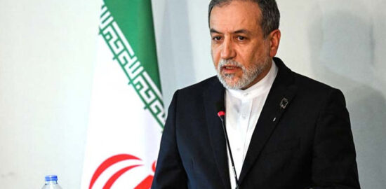 ایران آبنائے ہرمز کھولنے کا اعلان