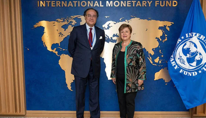 IMF Chief Praises Pakistan
