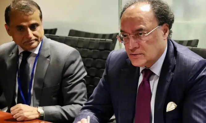 Pakistan Explores Funding Options After UAE Loan Repayment