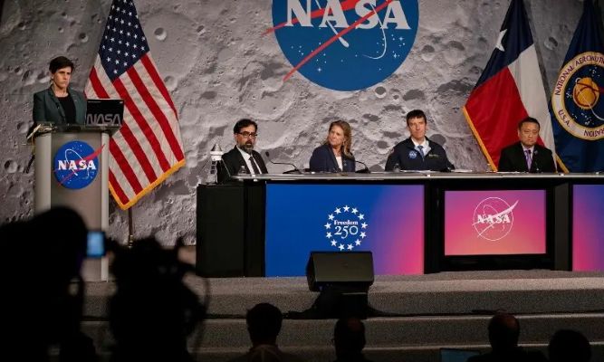 NASA Moon mission plan