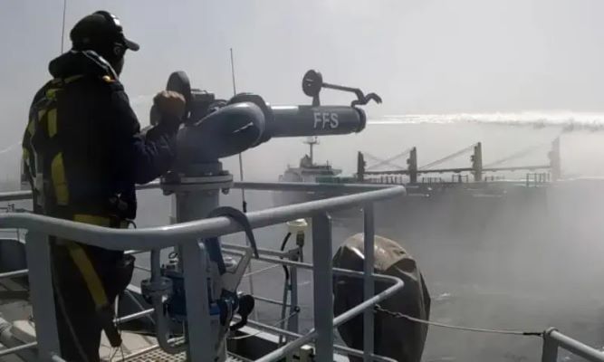 Pakistan Navy rescue operation