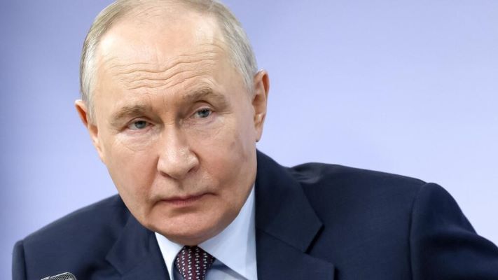 Putin Says Russia Advancing in Ukraine Amid Victory Day Speech