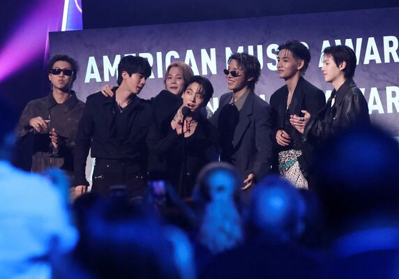 BTS Win Top Honours at American Music Awards