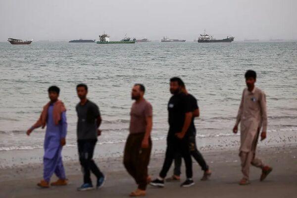 آبنائے ہرمز شپنگ