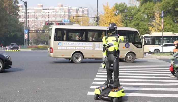 China Deploys Smart Traffic Robots to Improve Road Safety