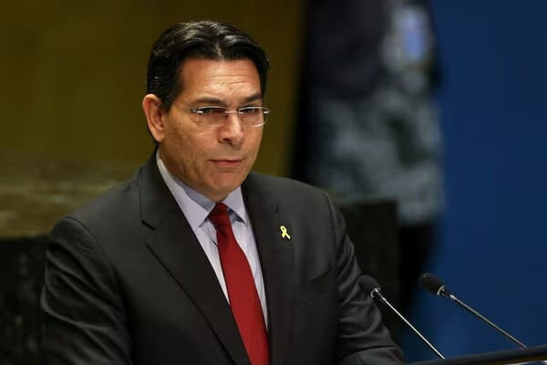 Israeli Envoy Clashes UN