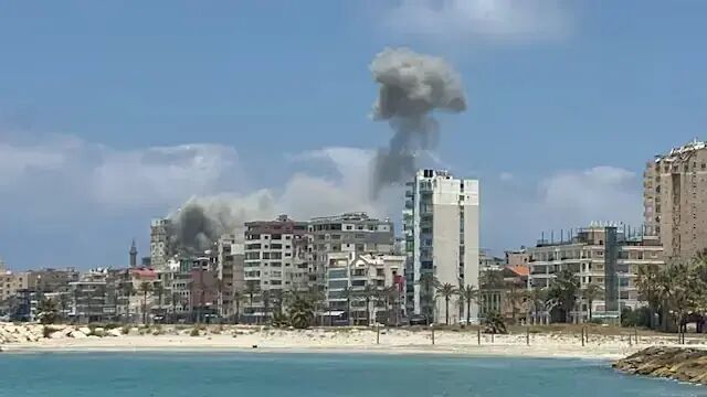 Israel Lebanon border alert