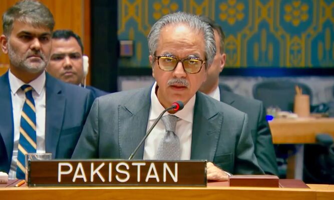 Pakistan peace call US Iran