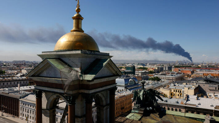 Ukraine drone strikes St. Petersburg