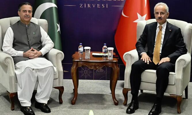 Pakistan, Türkiye Agree to Strengthen Maritime and Transport Cooperation