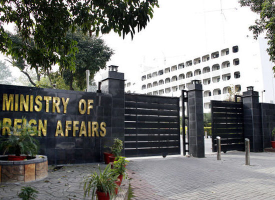 Pakistan warns Houthis