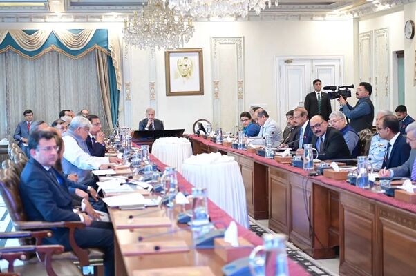 PM Orders Fast-Track OGRA Reforms, Strengthens Regulatory Framework