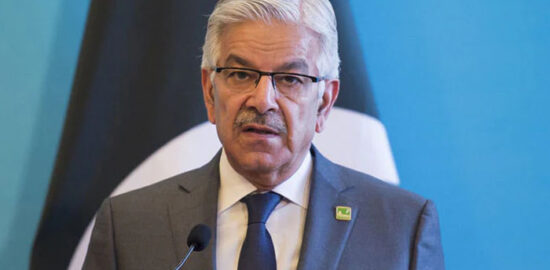 خواجہ آصف کشمیری مہاجرین