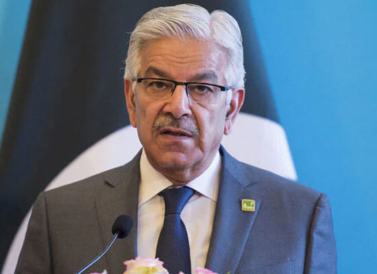 خواجہ آصف کشمیری مہاجرین