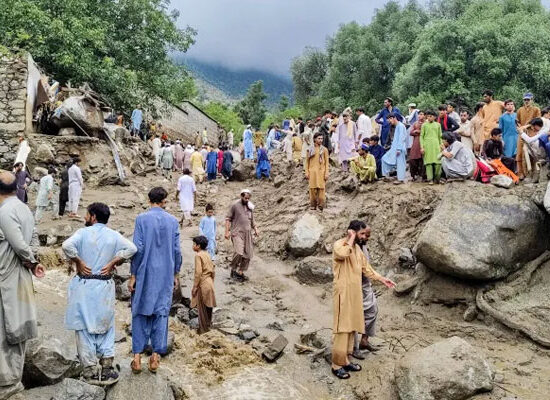 کے پی میں بارشیں اور فلش فلڈ