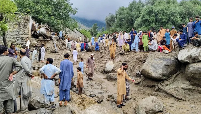 کے پی میں بارشیں اور فلش فلڈ