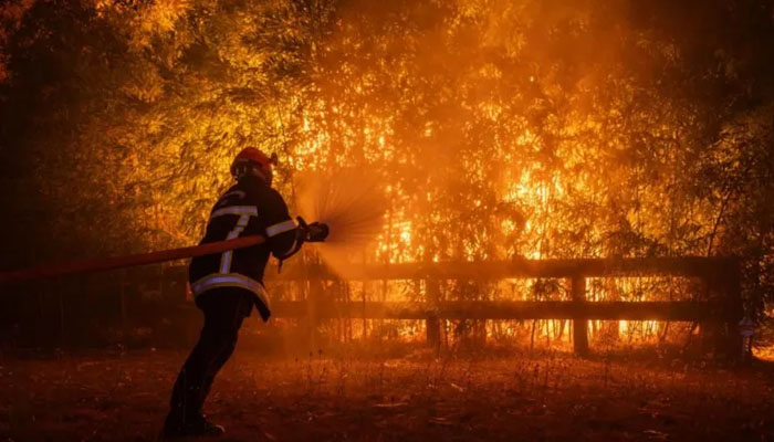 France and Spain Forest Fires Intensify as Thousands Evacuated Amid Heatwave