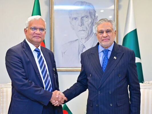 Ishaq Dar, Bangladesh Minister Discuss Bilateral Ties