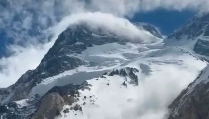 Three More Bodies Recovered After Deadly Broad Peak Avalanche