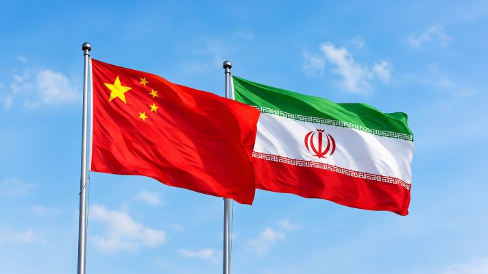 ایران پر پابندیاں اور دباؤ مسئلے کا حل نہیں، چین