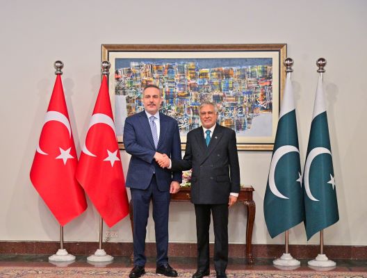 اسحاق ڈار اور حاکان فیدان