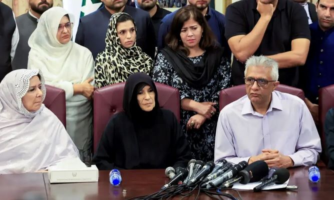 Imran Khan Healthy but Facing Anxiety, Says Sister